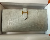 エルメス財布（ブランド財布・小物）の商品画像 - 査定依頼日：2025年11月3日 - 最高査定価格：100,000円