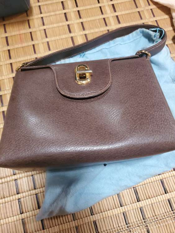 オールドグッチ（ブランドバッグ）の商品画像 - 査定依頼日：2023年8月25日 - 最高査定価格：15,000円