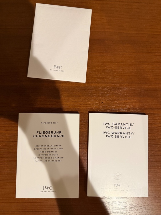 IWC パイロットウォッチ（高級時計）の商品画像 - 査定依頼日：2026年8月18日 - 最高査定価格：490,000円