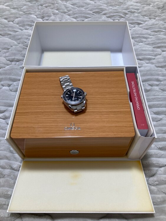 オメガ シーマスター OMEGA232.30.46.21.01.00（高級時計）の商品画像 - 査定依頼日：2024年12月18日 - 最高査定価格：450,000円