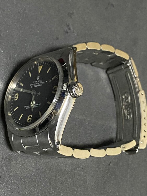 ロレックス エクスプローラー 101（高級時計）の商品画像 - 査定依頼日：2024年12月22日 - 最高査定価格：2,000,000円