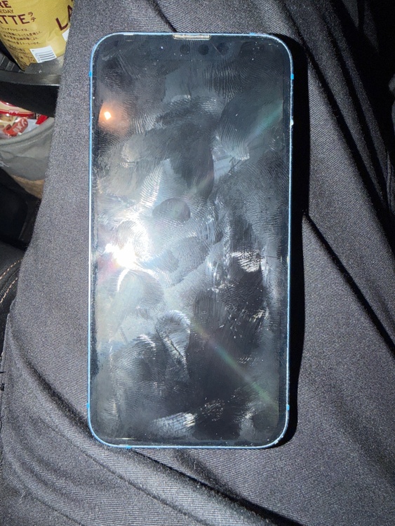 iPhone 13 mini 512GB au（スマホ）の商品画像 - 査定依頼日：2026年4月26日 - 最高査定価格：34,000円