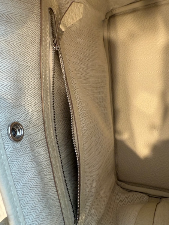 ガーデンパーティー tpm クレ（ブランドバッグ）の商品画像 - 査定依頼日：2025年10月27日 - 最高査定価格：400,000円