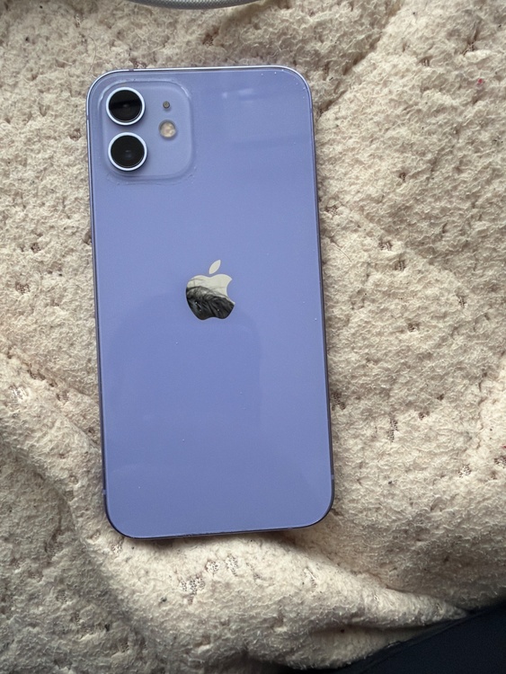 iPhone 12 64GB Softbank（スマホ）の商品画像 - 査定依頼日：2026年3月24日 - 最高査定価格：20,000円