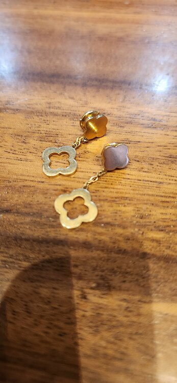 ヴァンクリーフ（金・貴金属）の商品画像 - 査定依頼日：2025年12月21日 - 最高査定価格：250,000円