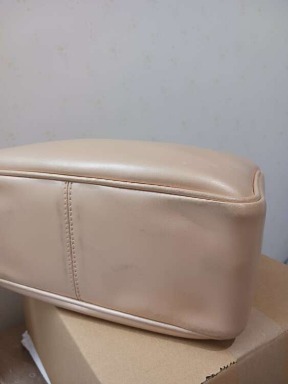 その他 フルラ （ブランドバッグ）の商品画像 - 査定依頼日：2025年3月10日 - 最高査定価格：1,000円