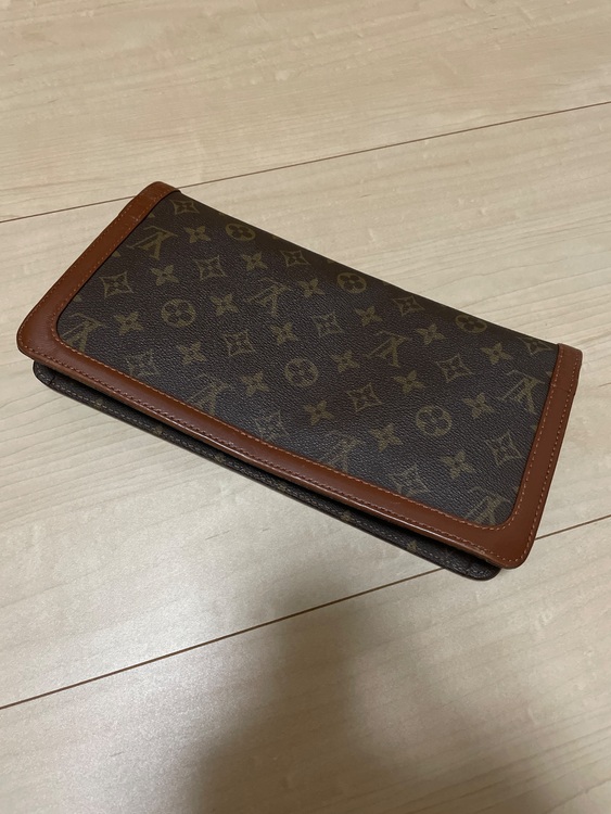 ルイヴィトン モノグラム （ブランドバッグ）の商品画像 - 査定依頼日：2025年8月22日 - 最高査定価格：15,000円