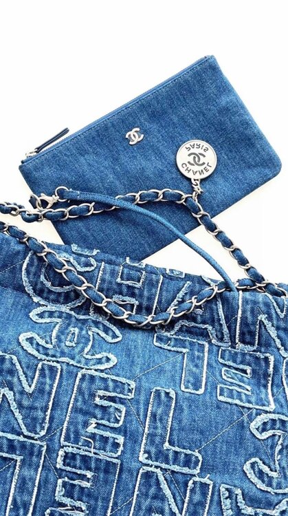 CHANELショルダーバッグ CHANEL22 AS3260デニム（ブランドバッグ）の商品画像 - 査定依頼日：2025年3月7日 - 最高査定価格：680,000円