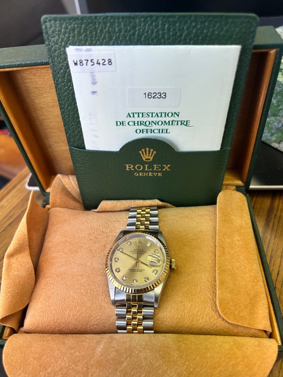 ロレックス デイトジャスト 16233（高級時計）の商品画像 - 査定依頼日：2025年12月15日 - 最高査定価格：1,110,000円