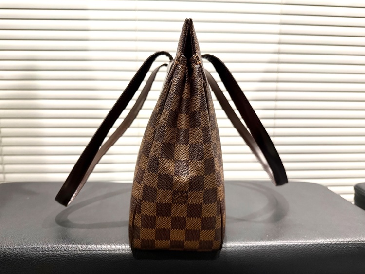 パリオリ（ブランドバッグ）の商品画像 - 査定依頼日：2025年12月19日 - 最高査定価格：57,000円