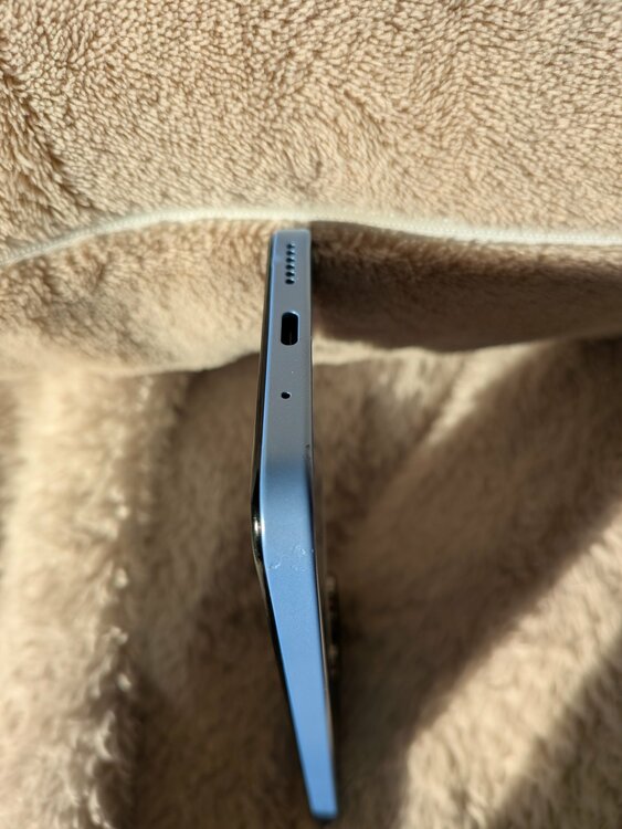 Redimi12 5G（スマホ）の商品画像 - 査定依頼日：2026年1月29日 - 最高査定価格：4,520円