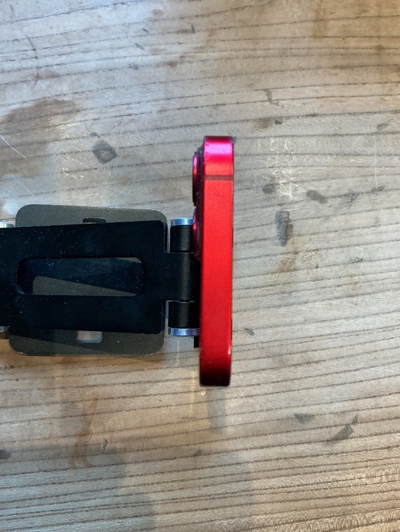 iPhone 12 mini 64GB SIMフリー（スマホ）の商品画像 - 査定依頼日：2026年1月4日 - 最高査定価格：15,000円