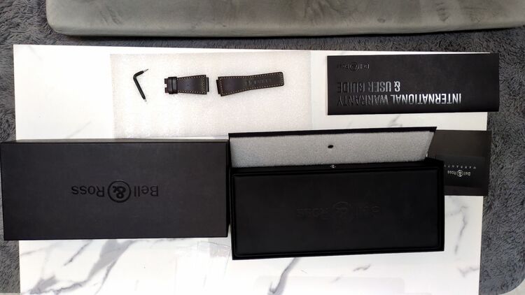 ベル&amp;ロス アヴィエーションBRO3 BR0392DB04641（高級時計）の商品画像 - 査定依頼日：2025年9月11日 - 最高査定価格：100,000円