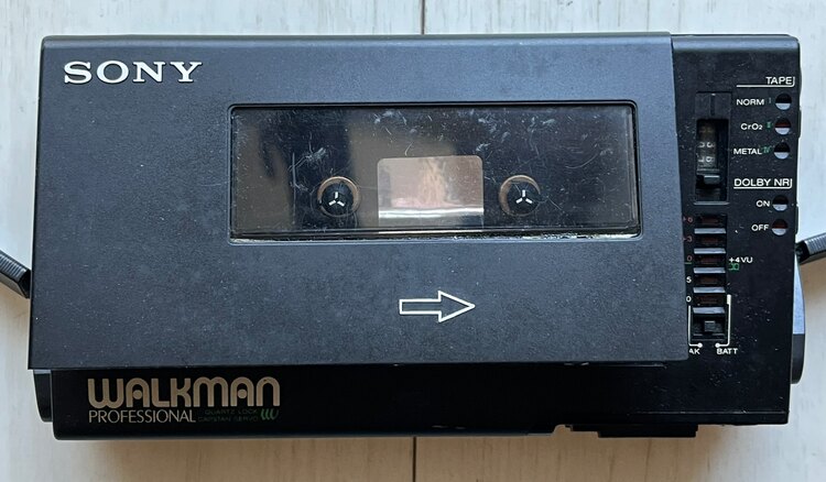 SONYウォークマンプロフェッショナルWM-D6（オーディオ・スピーカー）の商品画像 - 査定依頼日：2025年4月9日 - 最高査定価格：33,000円