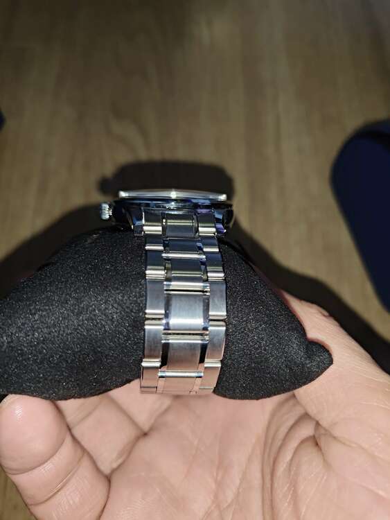 グランドセイコーGMT（高級時計）の商品画像 - 査定依頼日：2024年12月30日 - 最高査定価格：480,000円