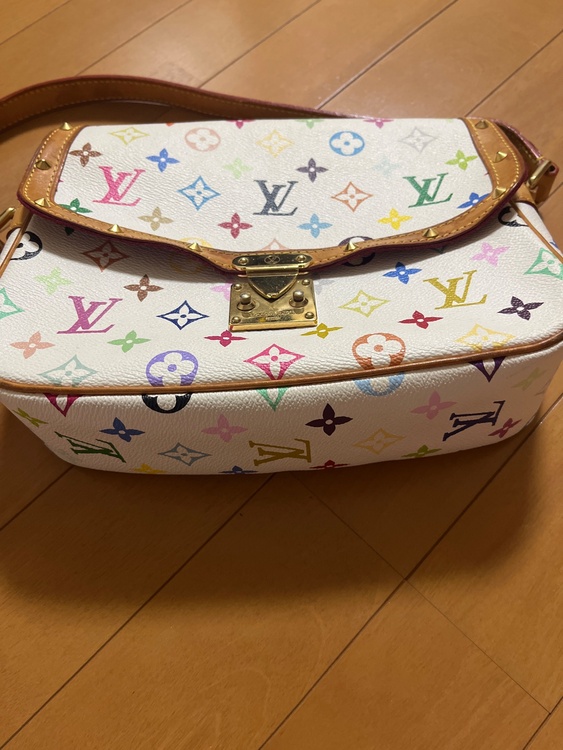 ルイヴィトン マルチカラー（ブランドバッグ）の商品画像 - 査定依頼日：2026年8月26日 - 最高査定価格：130,000円