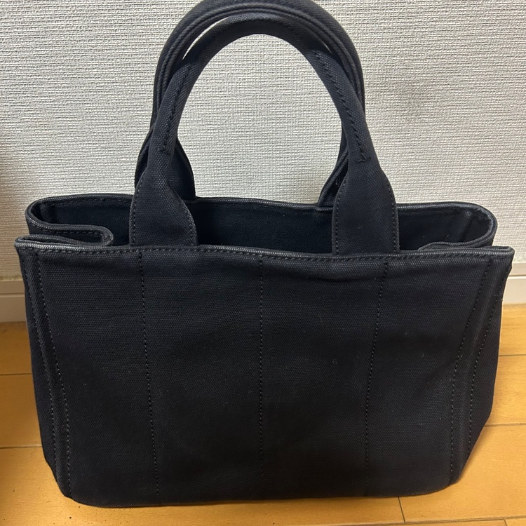 プラダ  （ブランドバッグ）の商品画像 - 査定依頼日：2025年9月25日 - 最高査定価格：52,000円