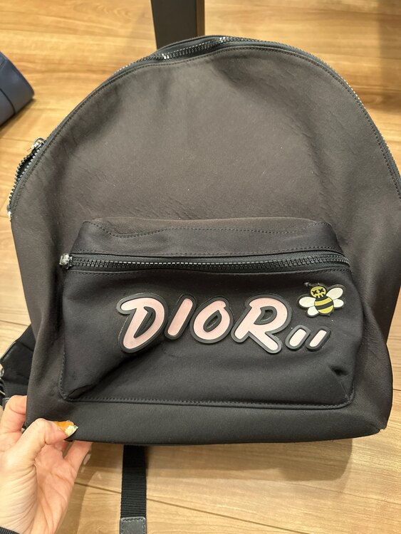 ディオールリュック（ブランドバッグ）の商品画像 - 査定依頼日：2025年4月15日 - 最高査定価格：75,000円