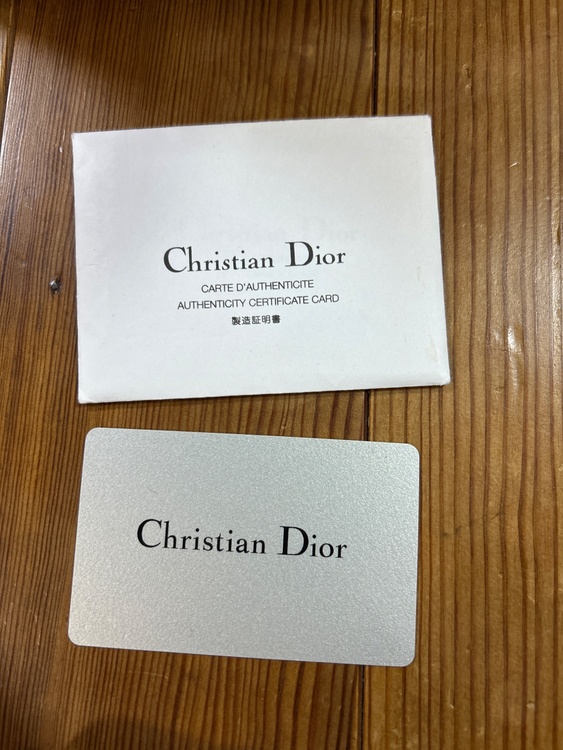 レディディオール（ブランドバッグ）の商品画像 - 査定依頼日：2026年1月19日 - 最高査定価格：200,000円