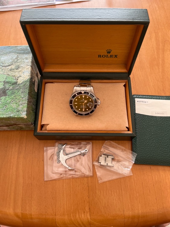 ロレックス サブマリーナー 1661（高級時計）の商品画像 - 査定依頼日：2025年10月2日 - 最高査定価格：1,350,000円