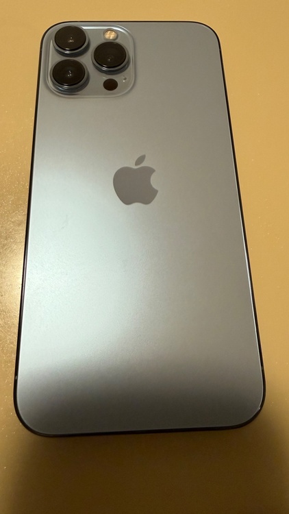 MLJD3J/A（スマホ）の商品画像 - 査定依頼日：2026年4月17日 - 最高査定価格：61,000円