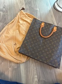 モノグラム　サックプラ（ブランドバッグ）の商品画像 - 査定依頼日：2026年3月12日 - 最高査定価格：15,000円