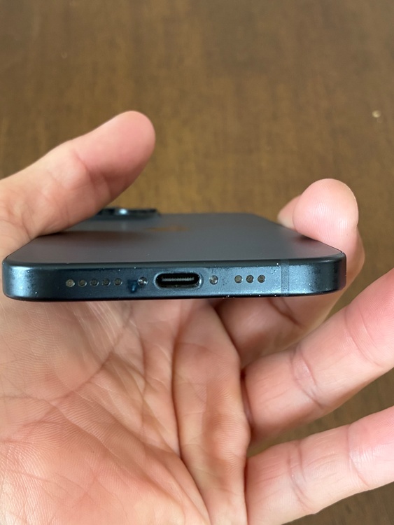 iPhone iPhone 15 128GB au（スマホ）の商品画像 - 査定依頼日：2026年7月26日 - 最高査定価格：59,000円