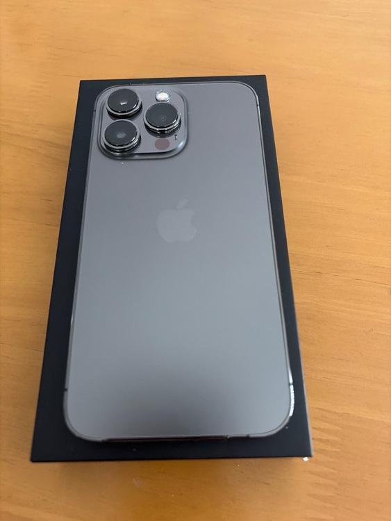 iPhone 13 Pro 256GB SIMフリー（スマホ）の商品画像 - 査定依頼日：2026年4月15日 - 最高査定価格：58,000円