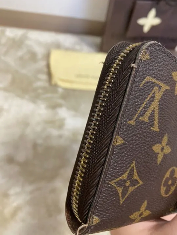 M42616（ブランドバッグ）の商品画像 - 査定依頼日：2022年4月12日 - 最高査定価格：58,000円