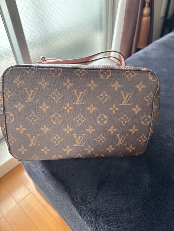 ルイヴィトン　ネオノエ（ブランドバッグ）の商品画像 - 査定依頼日：2026年3月6日 - 最高査定価格：210,000円