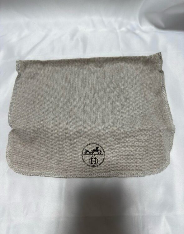 エルメス コンスタンス （ブランドバッグ）の商品画像 - 査定依頼日：2025年5月27日 - 最高査定価格：600,000円