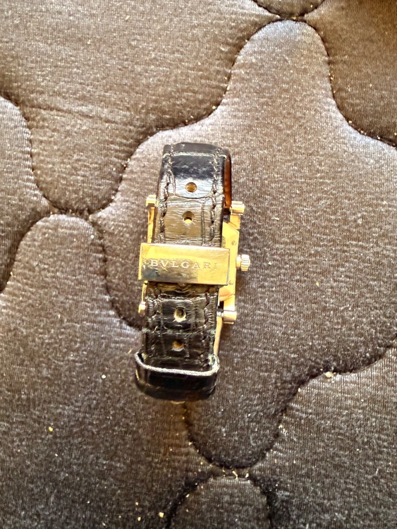 ブルガリ 時計 BVLGARI AA39S  アショーマ デイト  クォーツ ボ（高級時計）の商品画像 - 査定依頼日：2025年10月27日 - 最高査定価格：70,000円