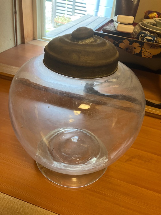 ガラス　（美術品・骨董品）の商品画像 - 査定依頼日：2025年9月14日 - 最高査定価格：2,000円