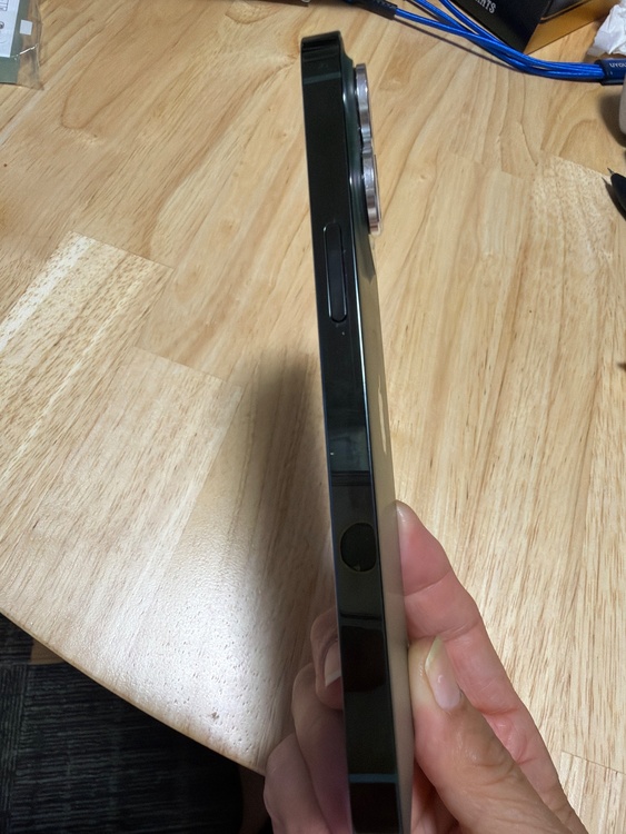 iPhone iPhone 13 Pro 128GB Softbank（スマホ）の商品画像 - 査定依頼日：2026年6月2日 - 最高査定価格：45,000円