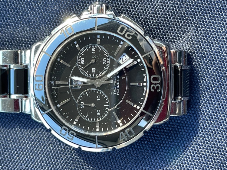 タグホイヤー フォーミュラ CAH1210RPC026（高級時計）の商品画像 - 査定依頼日：2025年11月22日 - 最高査定価格：95,000円