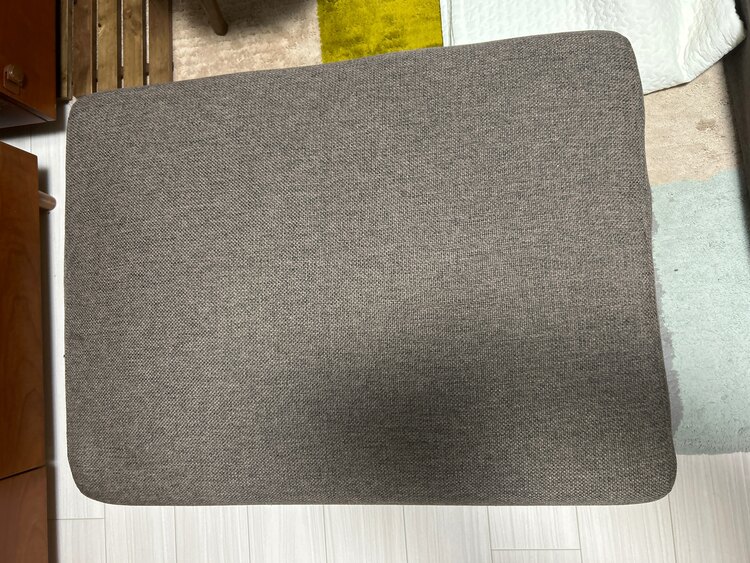 スツール(オットマン)（家具・寝具）の商品画像 - 査定依頼日：2025年4月8日 - 最高査定価格：3,000円