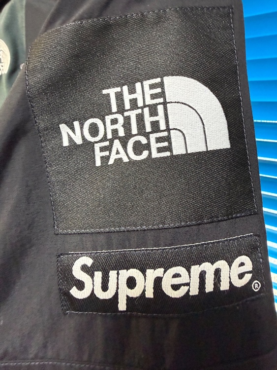 supreme northfaceコラボgore texスティープテック（古着・ファッション）の商品画像 - 査定依頼日：2026年8月12日 - 最高査定価格：20,000円