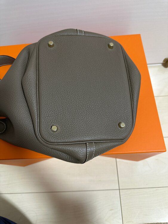 ピコタンロックMM（ブランドバッグ）の商品画像 - 査定依頼日：2025年4月27日 - 最高査定価格：550,000円