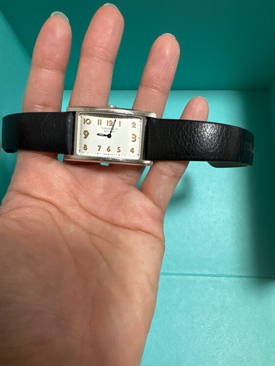 【TIFFANY&Co.】ティファニー イーストウエストミニ（高級時計）の商品画像 - 査定依頼日：2025年3月21日 - 最高査定価格：150,000円