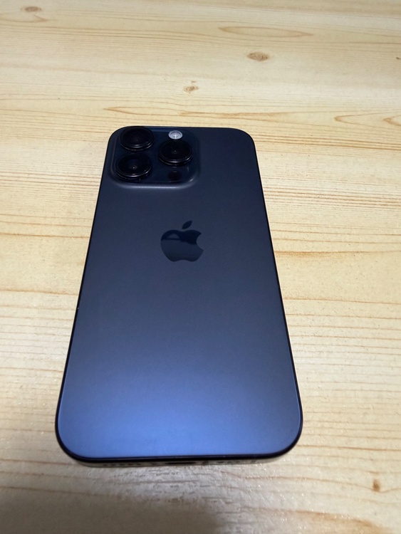 iPhone iPhone 15 Pro 128GB SIMフリー（スマホ）の商品画像 - 査定依頼日：2026年6月21日 - 最高査定価格：67,000円