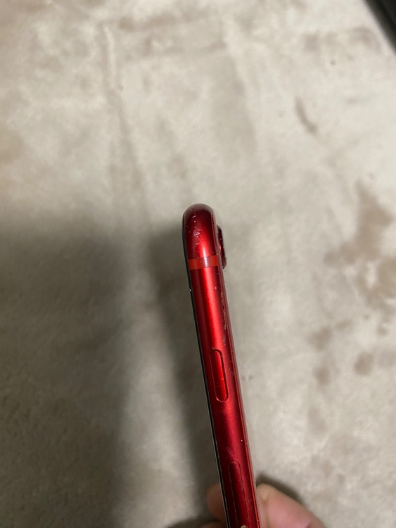 iPhone8 256GB docomo（スマホ）の商品画像 - 査定依頼日：2026年3月11日 - 最高査定価格：5,500円