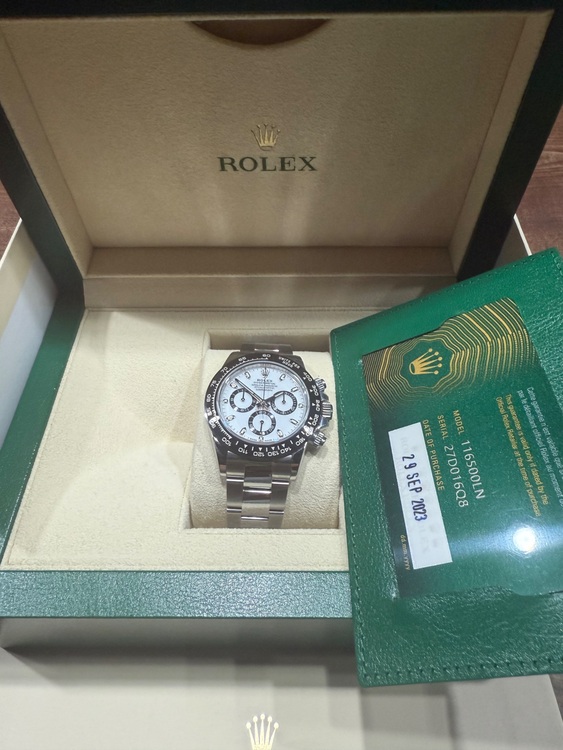 ロレックス デイトナ 116500lm（高級時計）の商品画像 - 査定依頼日：2025年9月29日 - 最高査定価格：5,250,000円