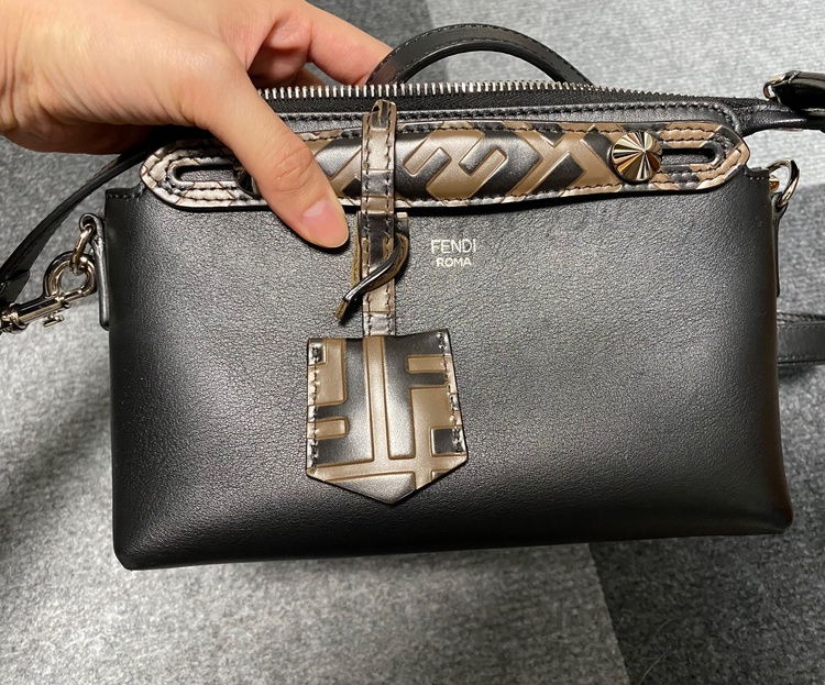 フェンディ（ブランドバッグ）の商品画像 - 査定依頼日：2026年8月24日 - 最高査定価格：92,000円