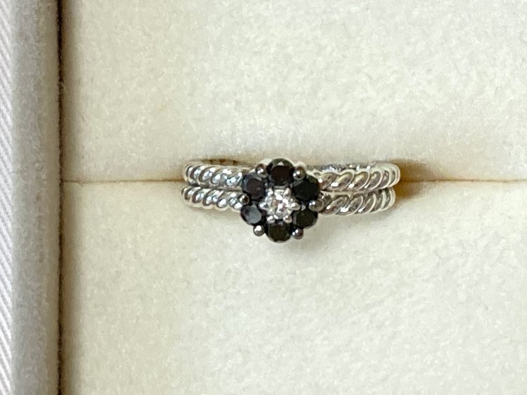 ポンテベッキオ　ブラックダイヤリング（宝石）の商品画像 - 査定依頼日：2022年9月30日 - 最高査定価格：25,000円