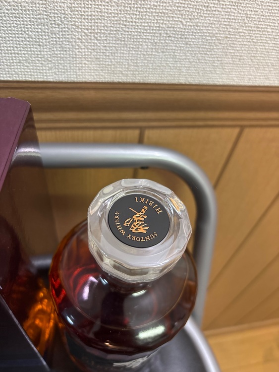 ウイスキー サントリー響 （お酒）の商品画像 - 査定依頼日：2025年7月23日 - 最高査定価格：60,000円