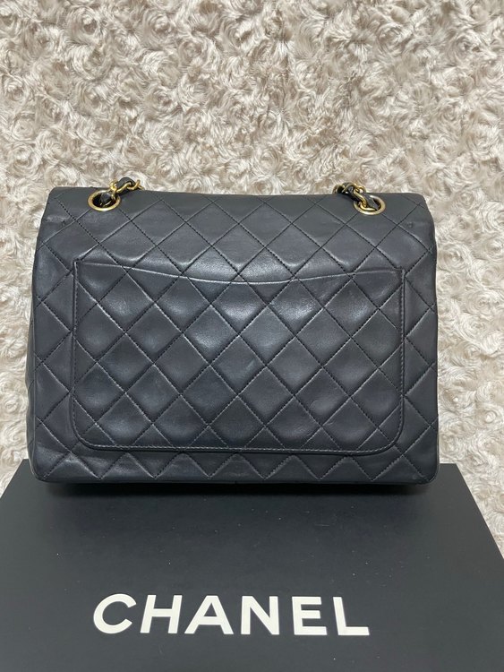 WフラップWチェーン（ブランドバッグ）の商品画像 - 査定依頼日：2023年4月2日