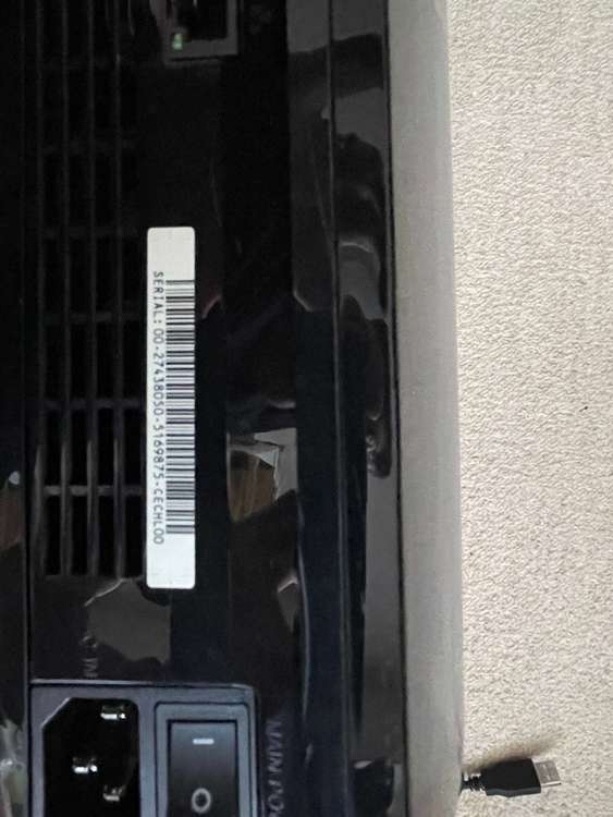 PS3　型式CECHL00（ゲーム機本体・ゲームソフト）の商品画像 - 査定依頼日：2023年8月30日 - 最高査定価格：2,500円