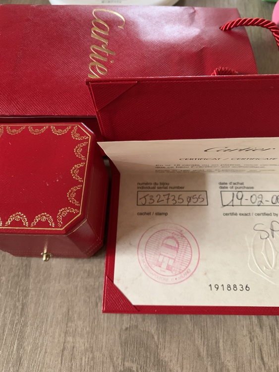 カルティエラブリング ホワイトゴールド（宝石）の商品画像 - 査定依頼日：2022年4月6日 - 最高査定価格：40,000円