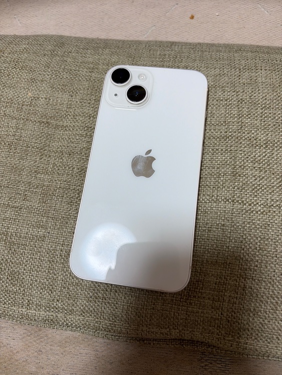 iPhone 13 128GB au（スマホ）の商品画像 - 査定依頼日：2025年10月28日 - 最高査定価格：30,000円