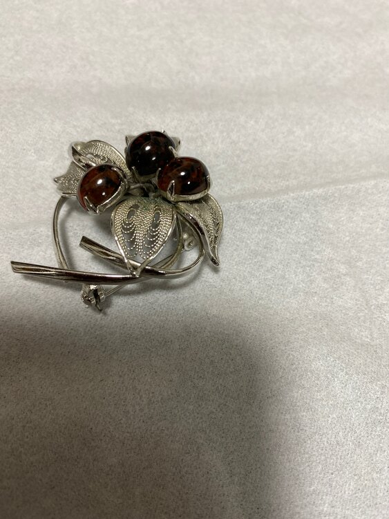 ブローチ（宝石）の商品画像 - 査定依頼日：2025年4月26日